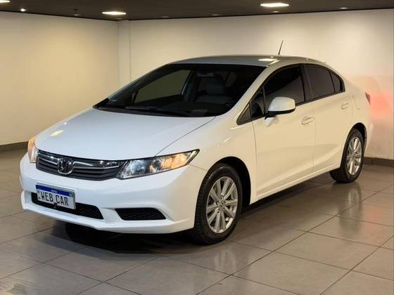 HONDA CIVIC 1.8 LXS 16V FLEX 4P MANUAL HONDA CIVIC 1.8 LXS 16V FLEX 4P MANUAL